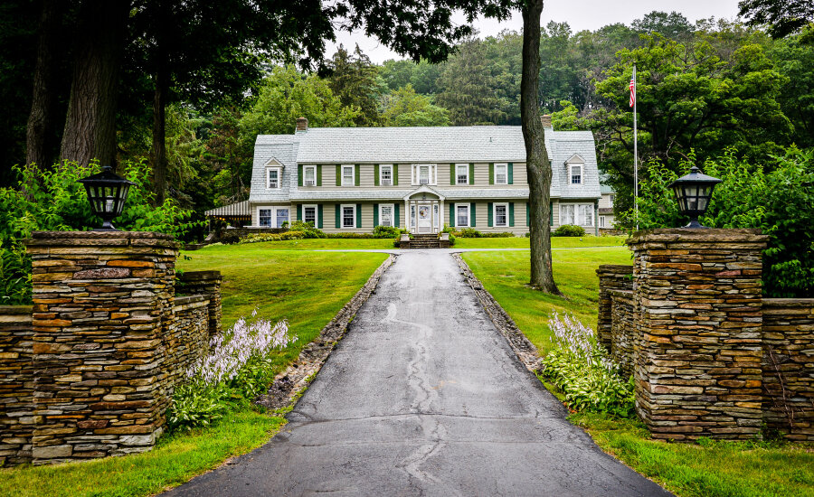 Maple Springs Lake Side Inn Main