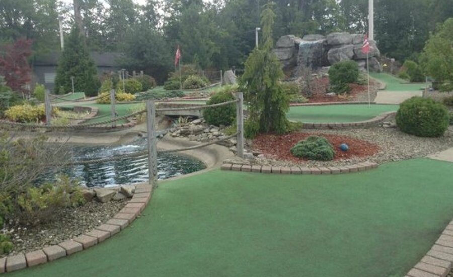 Webb's Miniature Golf