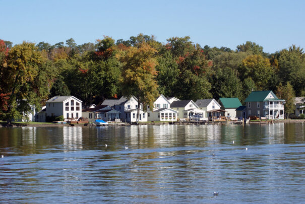 Chautauqua Lake houses in the fall.