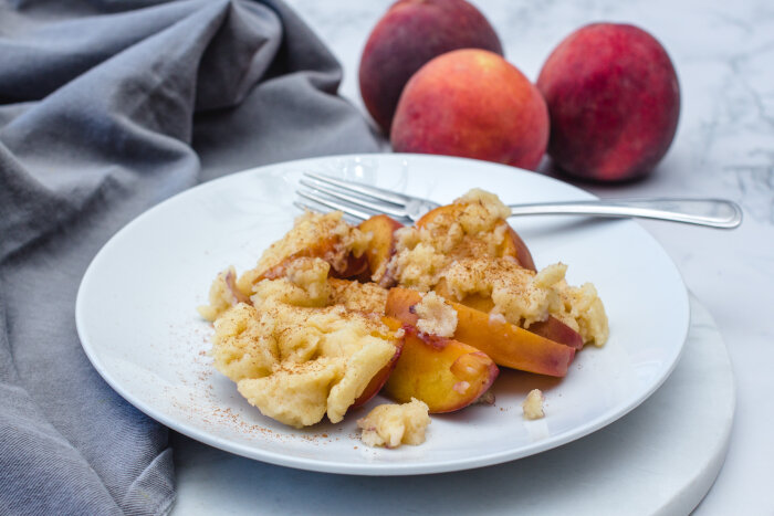 Instant Pot Peach Cobbler