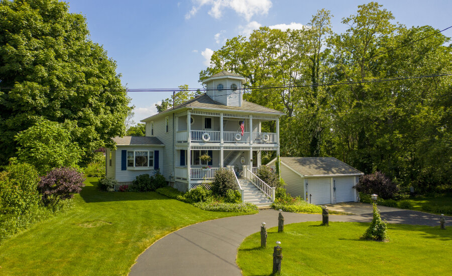 LightKeeper's Refuge Lakehouse front