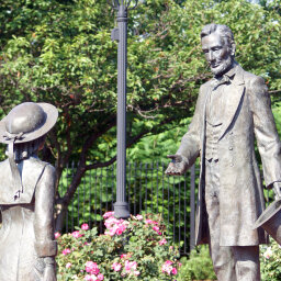 Grace Bedell and Abraham Lincoln Park and Statue