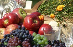 Fresh apples and grapes at the Farmer's Market.