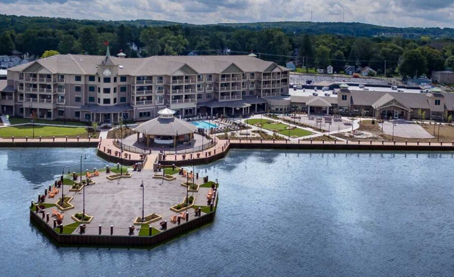 Chautauauqa Harbor Hotel