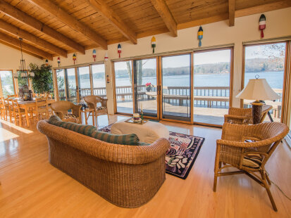 Seating area of a Findley Lake rental vacation home