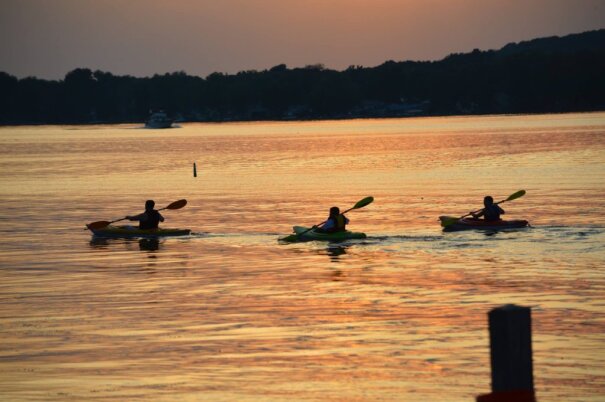 Suneset Kayaking Chautauqua County