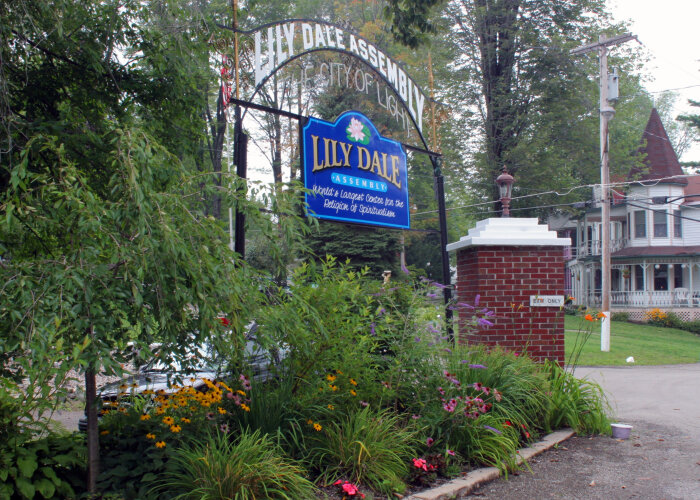 Lily Dale Gate